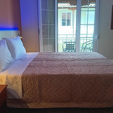 Oasis Blue Inn Leptokaryá Buitenkant foto